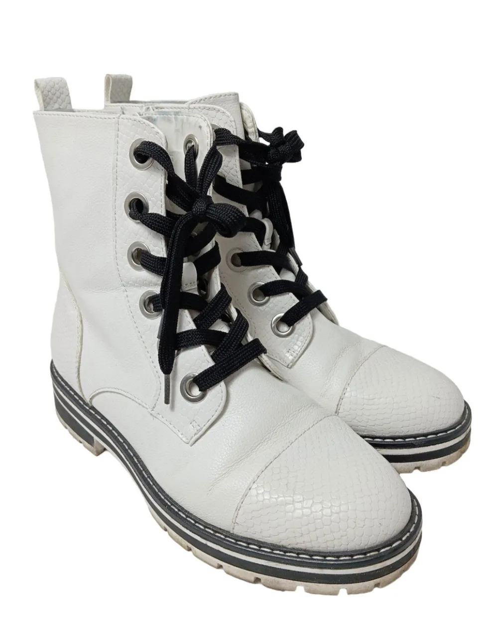 Schnür-Stiefeletten Größe 38