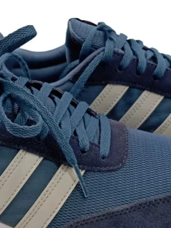 Sneaker Größe 39,5