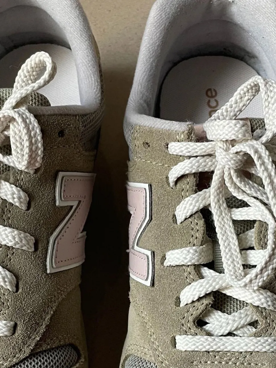 Sneaker Größe 40,5