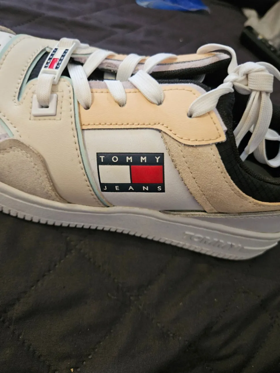Sneaker Größe 39