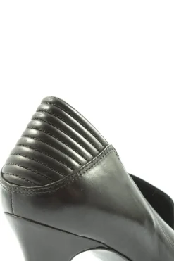 Spitz-Pumps Größe 36