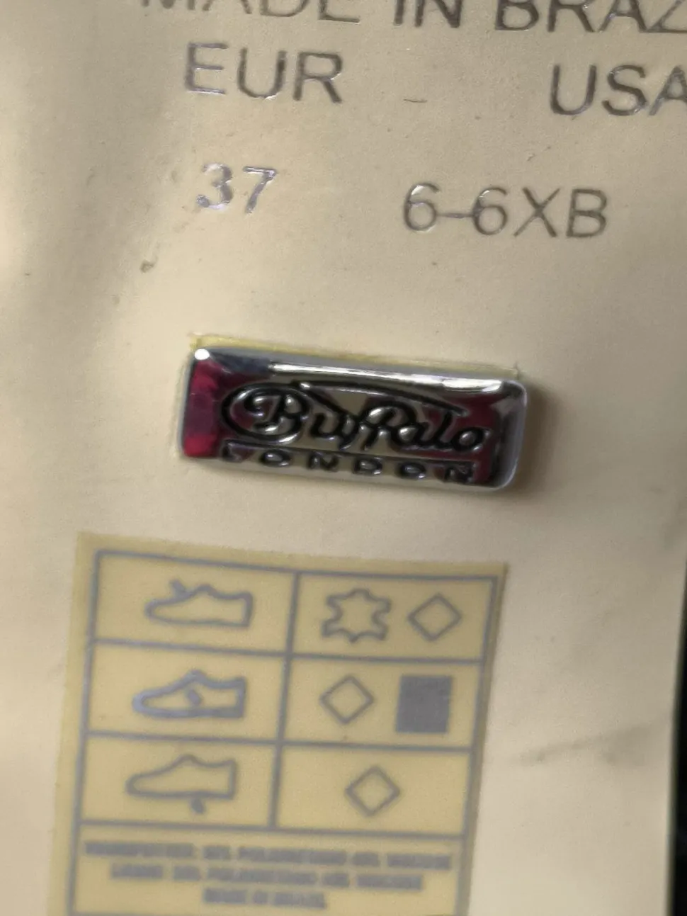 Spitz-Pumps Größe 37