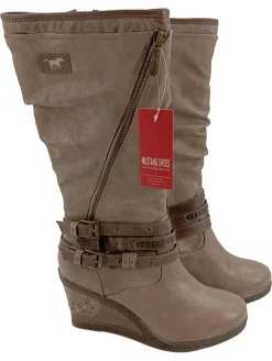 Stiefel Größe 37