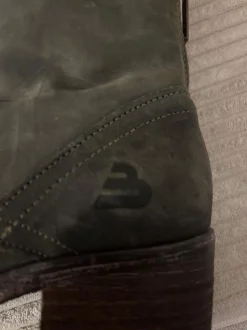 Stiefeletten Größe 37