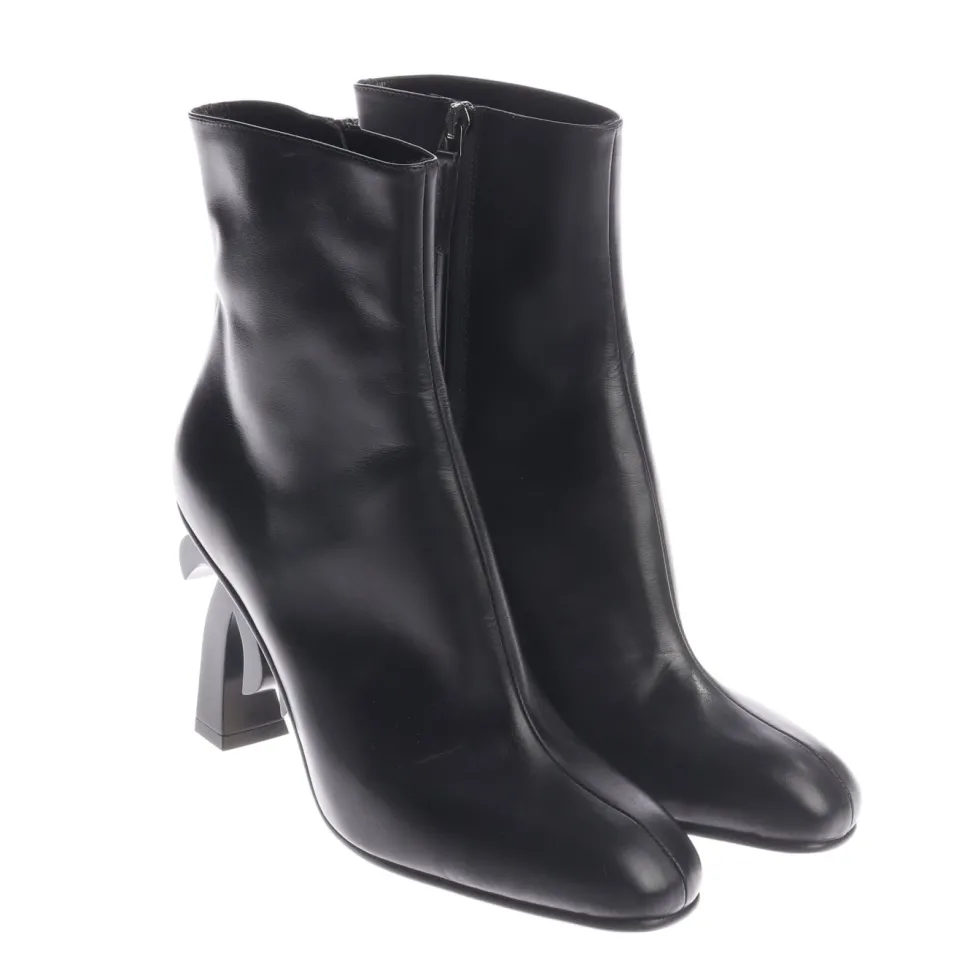 Stiefeletten Größe 39